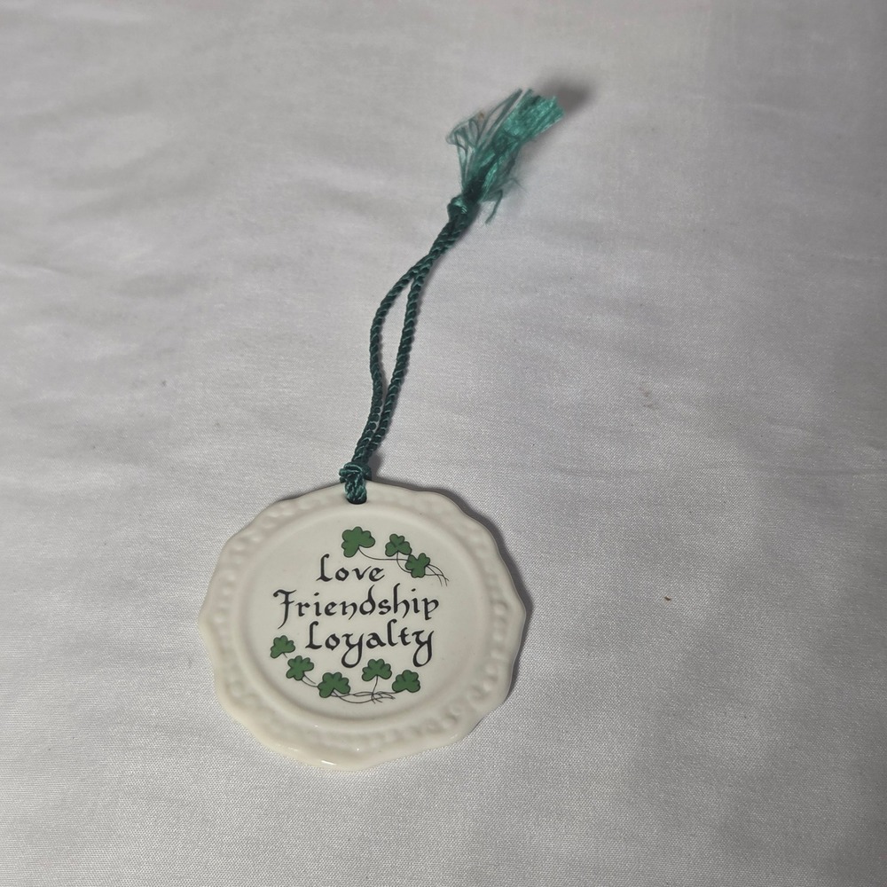 Belleek Ireland Parian China Claddagh Love Friendship Loyalty Ornament Shamrock